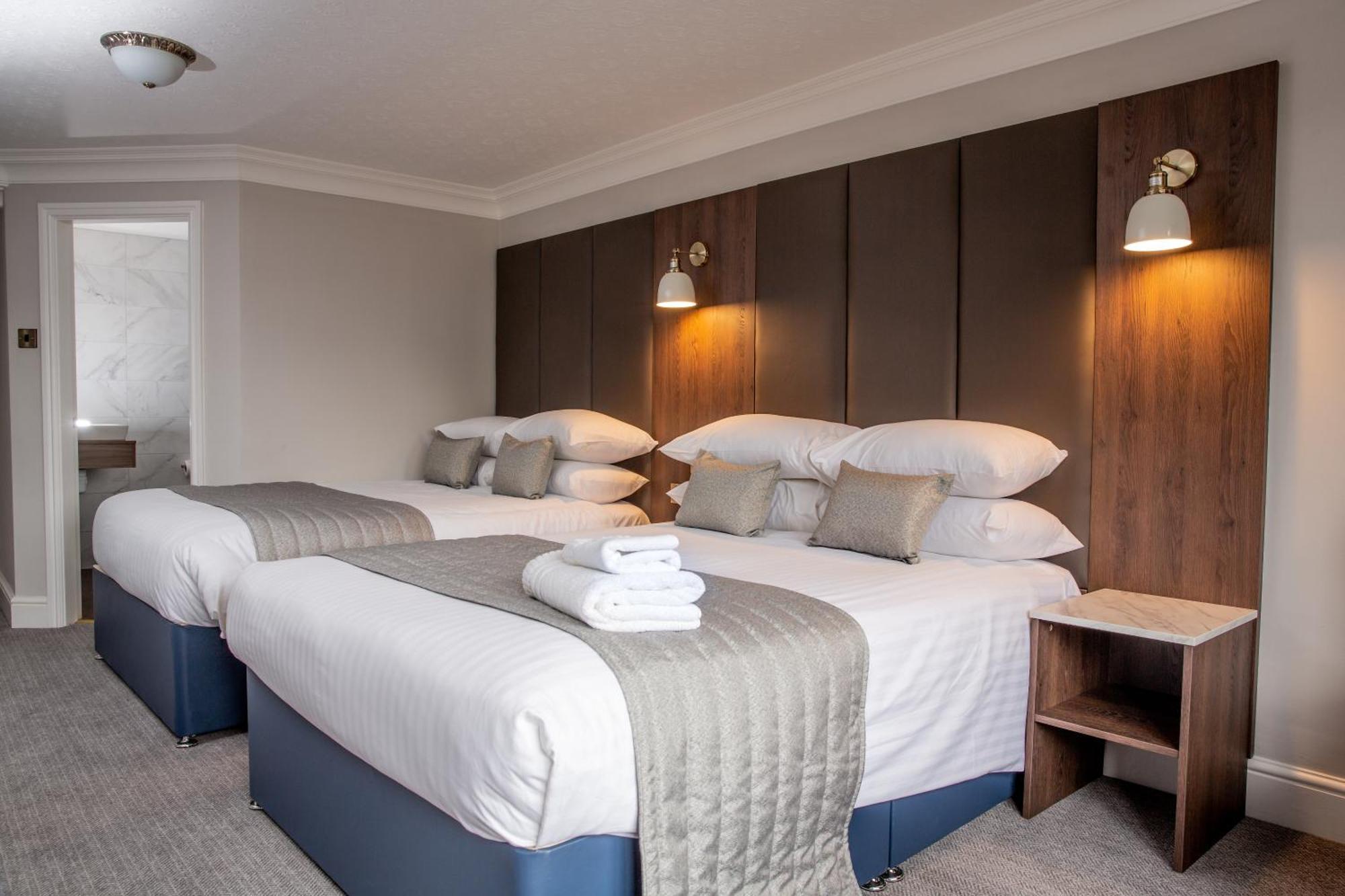 Bredbury Hall Hotel Стокпорт Екстериор снимка