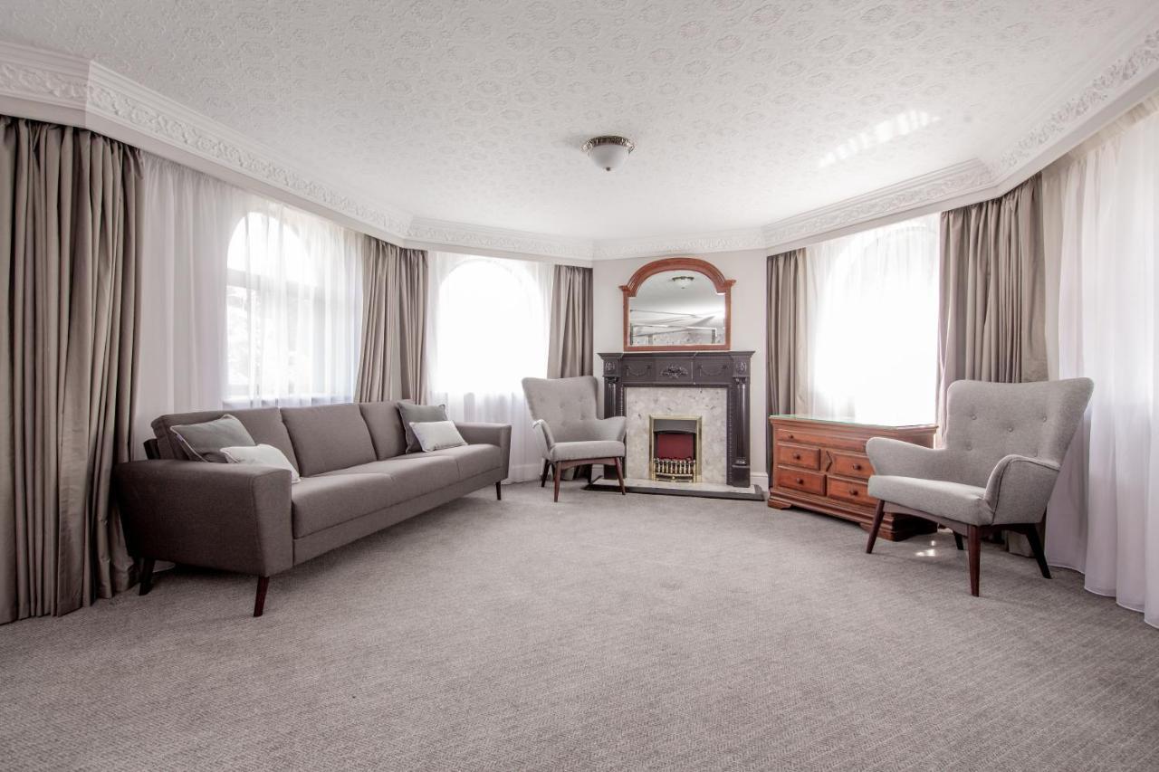 Bredbury Hall Hotel Стокпорт Екстериор снимка