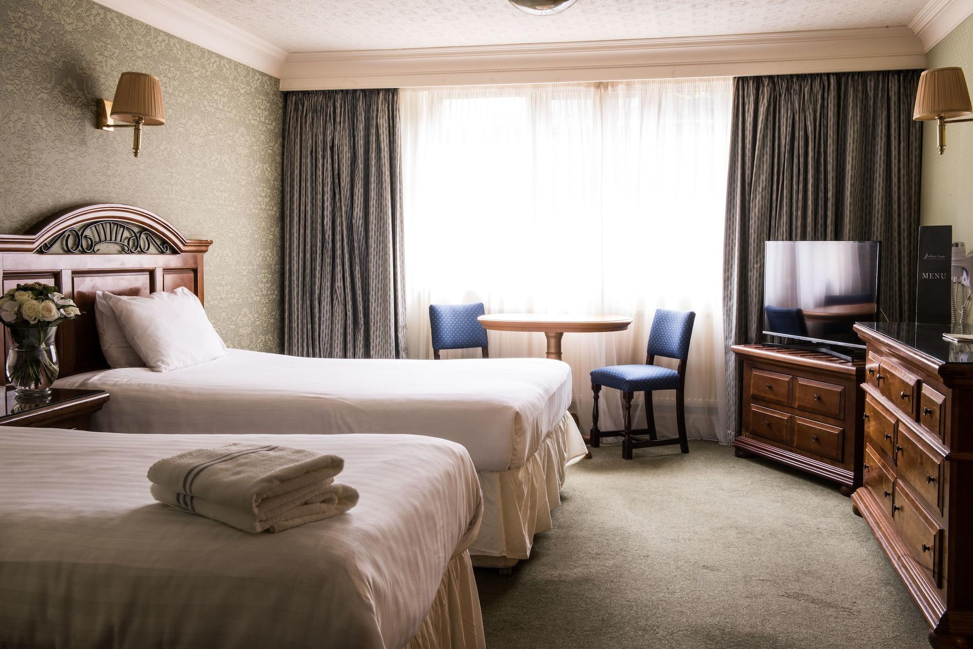 Bredbury Hall Hotel Стокпорт Екстериор снимка