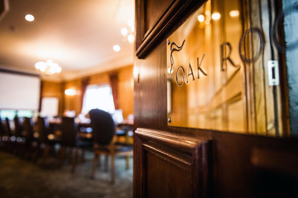 Bredbury Hall Hotel Стокпорт Екстериор снимка