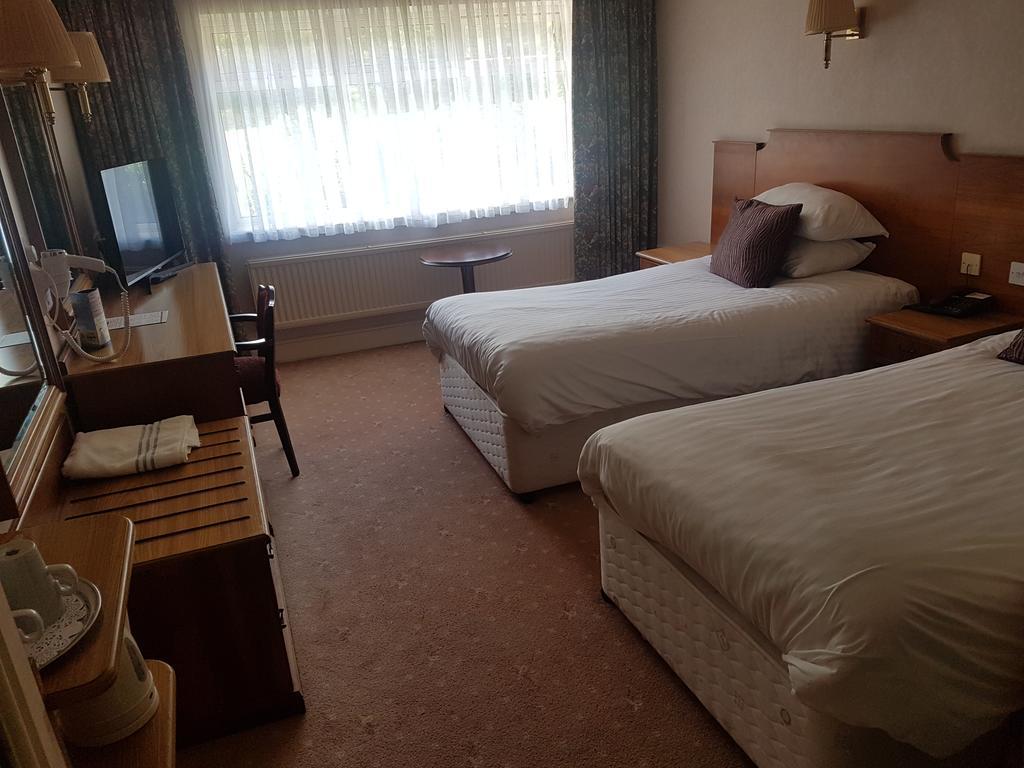 Bredbury Hall Hotel Стокпорт Екстериор снимка
