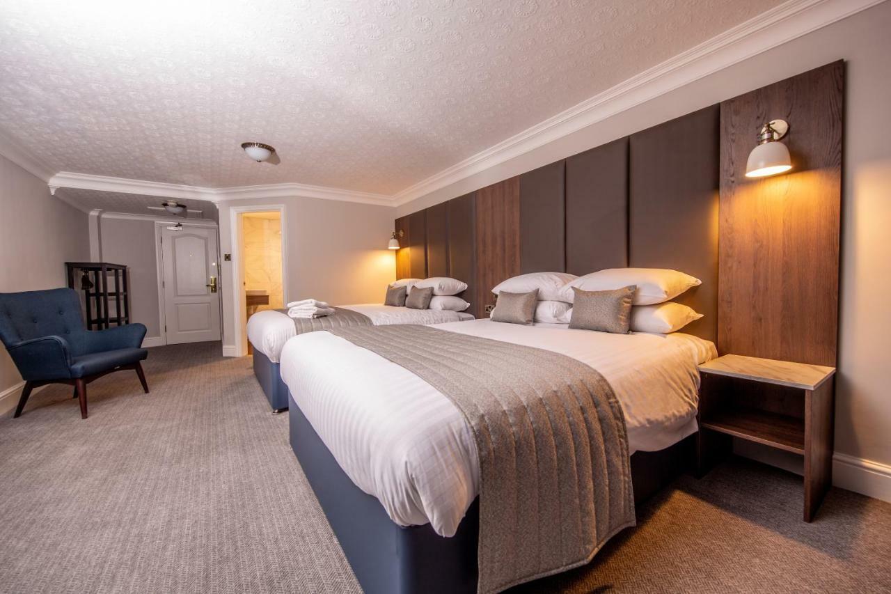 Bredbury Hall Hotel Стокпорт Екстериор снимка